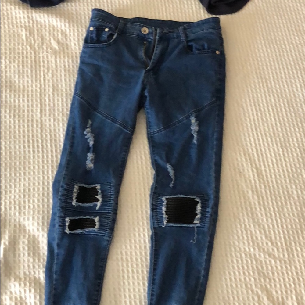 Skinny jeans